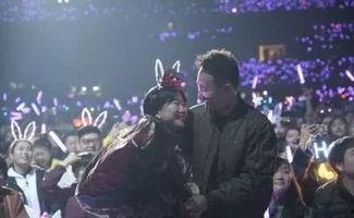 求婚吃瓜现场视频大全